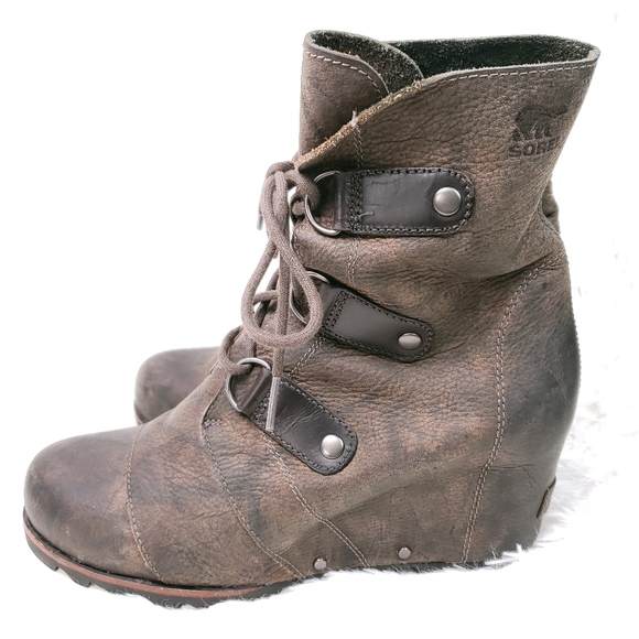 SOREL Women's Joan Of Arctic Wedge Mid Boot NL1987